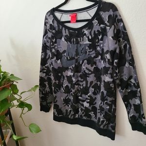 Nike camp sweatshirt